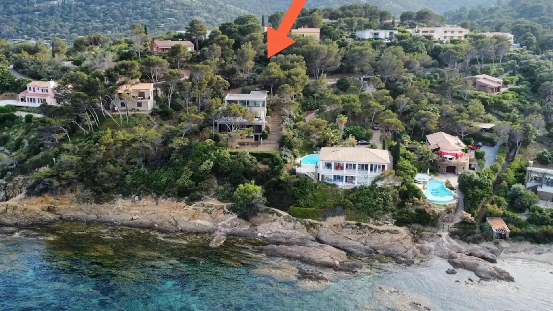 Appartement Acces Direct A La Mer Борм-ле-Мимоза 0*,