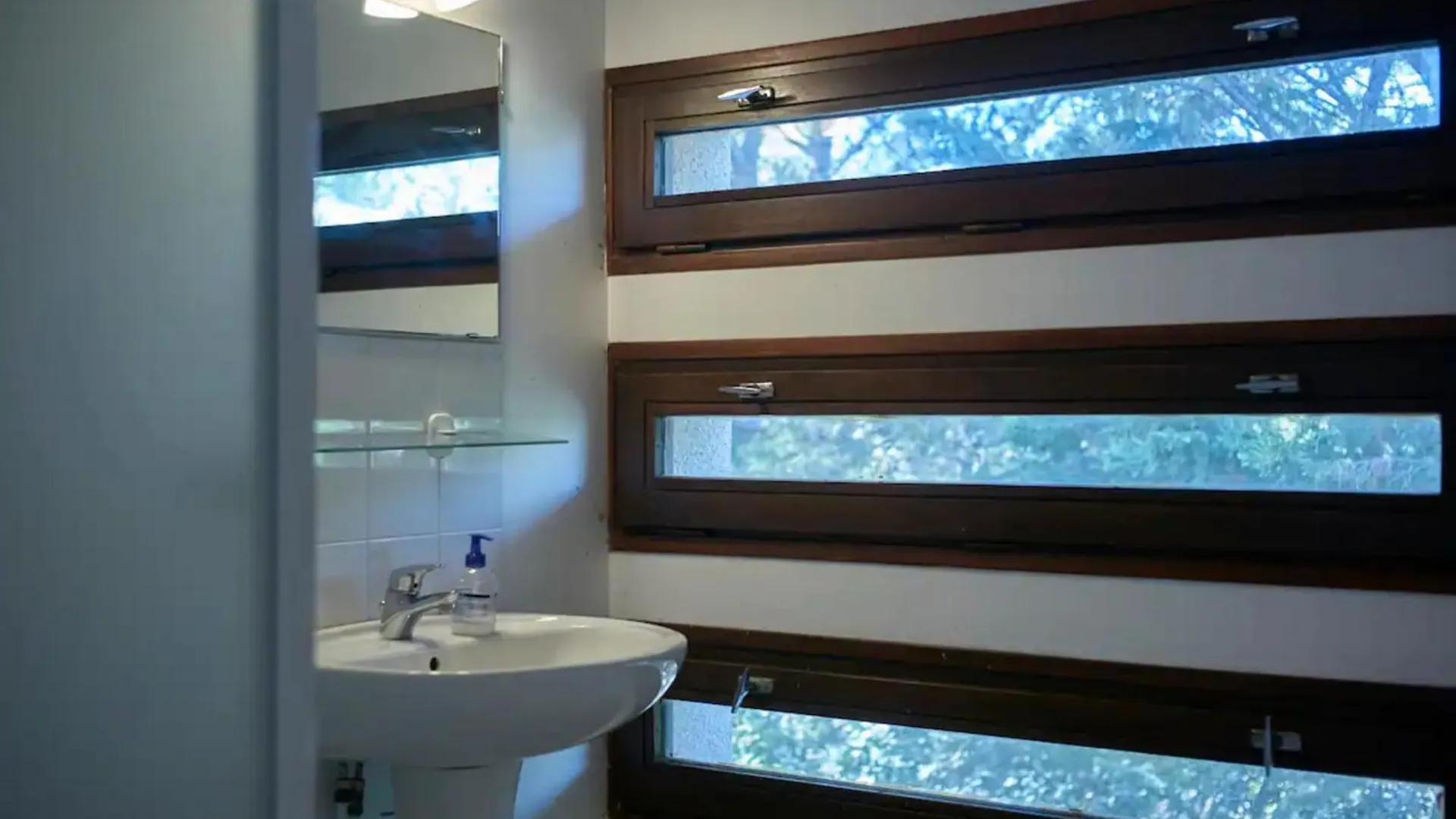 Appartement Acces Direct A La Mer Борм-ле-Мимоза Апартаменты